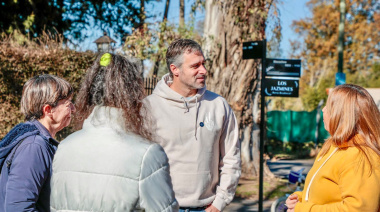Achával recorrió los nuevos asfaltos en Del Viso