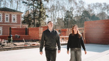 Soledad Peralta recorrió la obra del nuevo edificio de la Universidad Nacional de Pilar