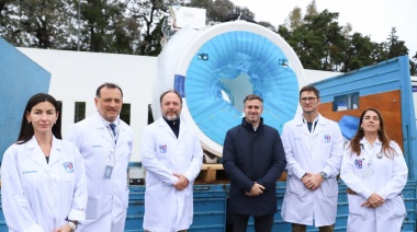 Achával recibió el primer resonador en la historia del sistema de salud pública del distrito: “Vamos por más salud para todos y todas”