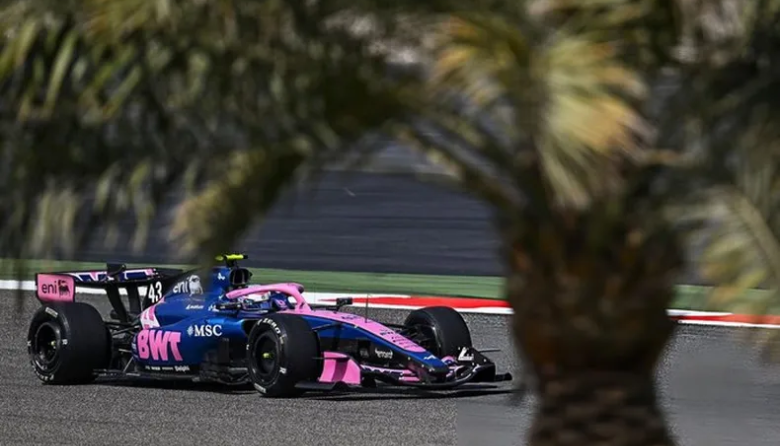 A Franco Colapinto le falló el A526 en los primeros tests de Bahréin