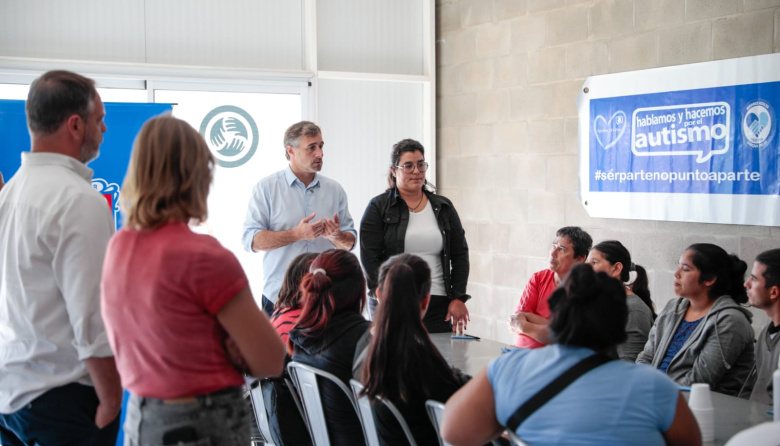 Achával junto a las familias de Alberti en una nueva jornada de Inclusión