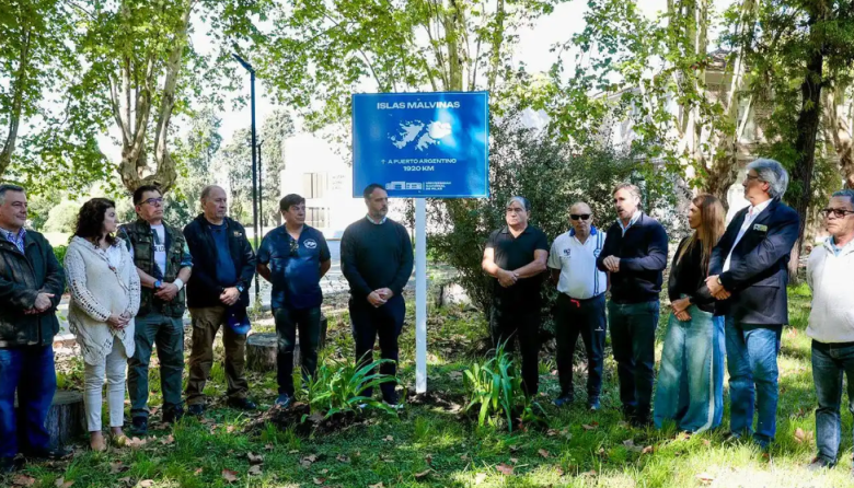 La Universidad Nacional de Pilar sumó una señalización por la causa Malvinas