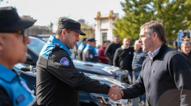 Achával presentó nuevos patrulleros de la Guardia Urbana para seguir reforzando la seguridad
