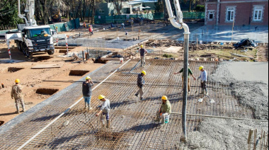Achával recorrió los avances en la obra de la Universidad Nacional de Pilar