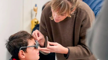 "Ver Bien, Aprender Mejor": controles visuales gratuitos en Pilar