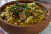 Todo listo en Pilar para elegir al mejor locro en una jornada a puro sabor