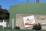 Granja Tres Arroyos dejó firmes 1.250 despidos en Capitán Sarmiento, Echeverría y Pilar