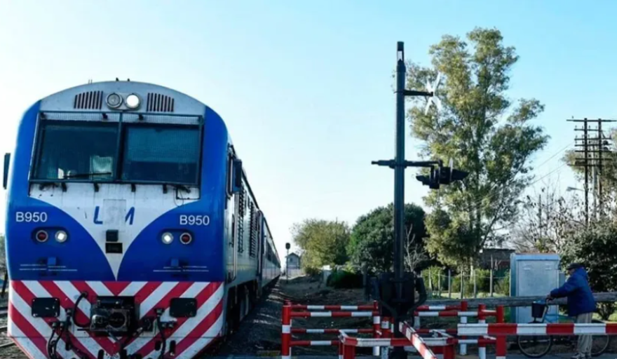 La AGN alertó por graves irregularidades en el ferrocarril San Martín y analiza presentar una denuncia penal